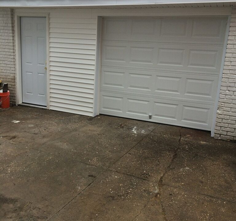 1st image of 101 Grand Ave