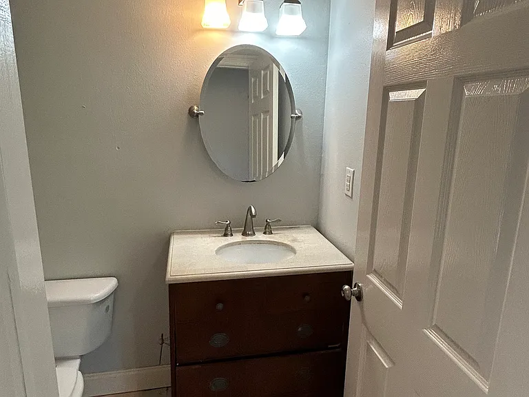 405 Gulfwood Dr — Photo 5