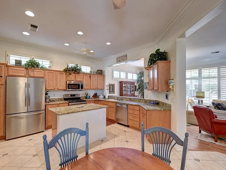 35841 Rosemont Dr — Photo 6