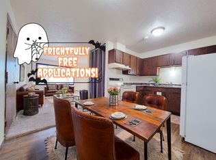 519 3rd St SW APT 204, Jamestown, ND 58401