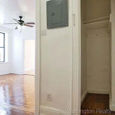 Rented by Washington Realty Corp. | media 10