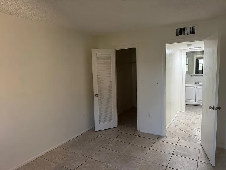 8100 Sunrise Lakes Blvd #108 — Photo 12