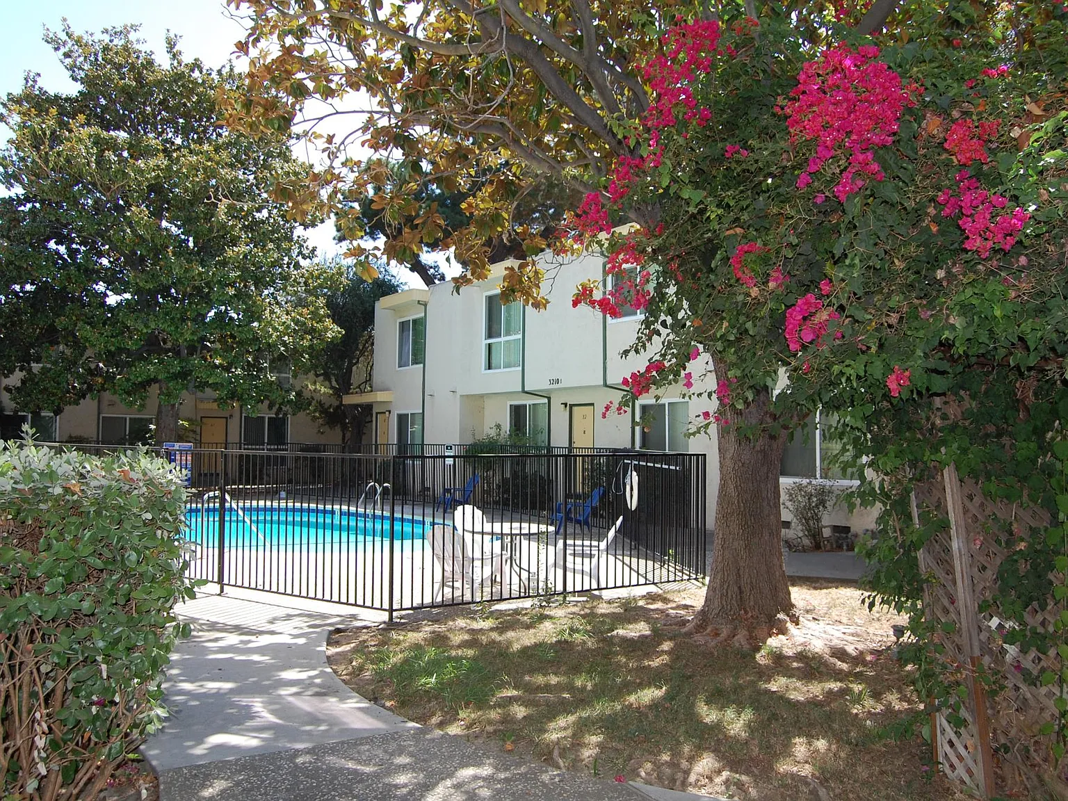 West Village Apartments — Photo 1