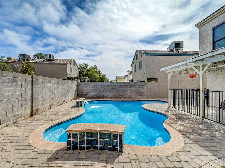 6644 Pepperidge Way — Photo 41