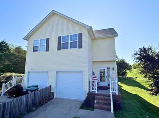826 Colley Block Rd, Strasburg, VA 22657