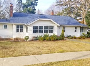 1010 Allegan St, Saugatuck, MI 49453