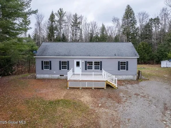 2038 County Road 119, Stratford, NY 13470