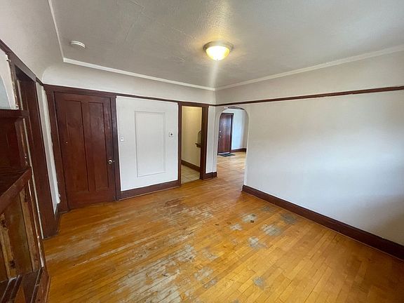 4th image of 2350 N 53rd St APT 4