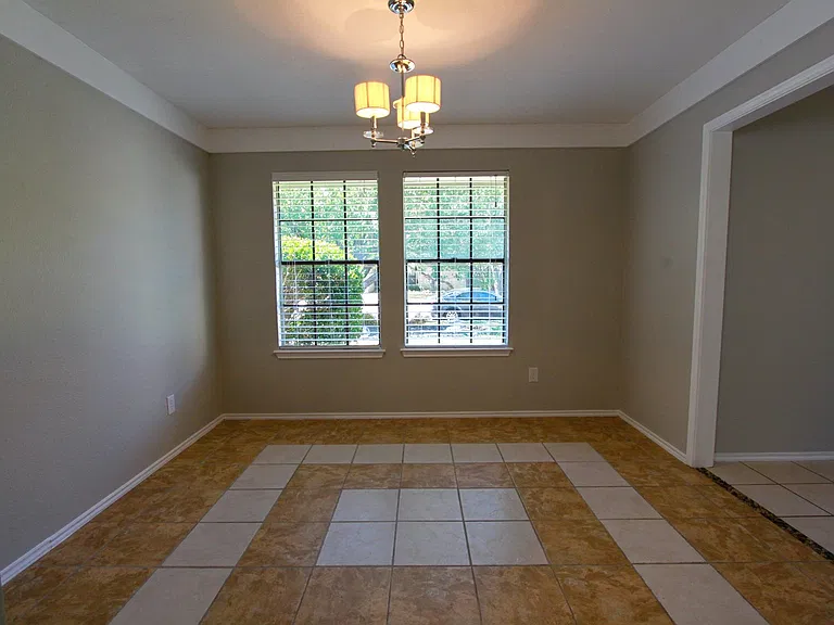 1809 Fawn Ridge Trl — Photo 12