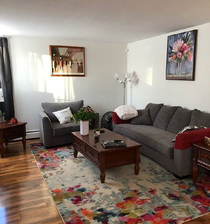 Living Room_02152021