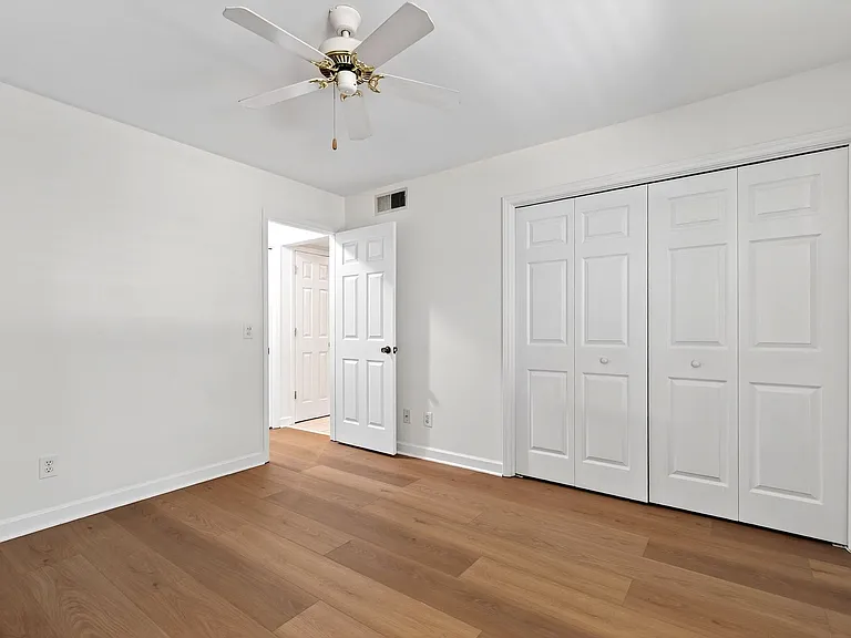 1010 Nicholwood Dr #103 — Photo 28