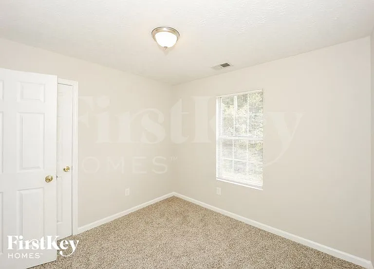 5692 Norman Ct — Photo 14