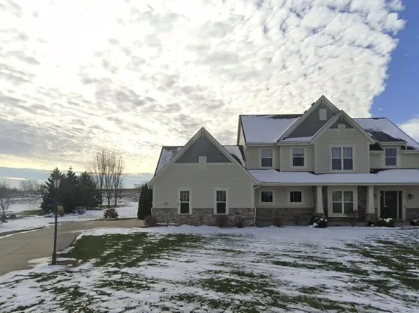 N65W28101 Hickory Hill DRIVE, Sussex, WI 53089