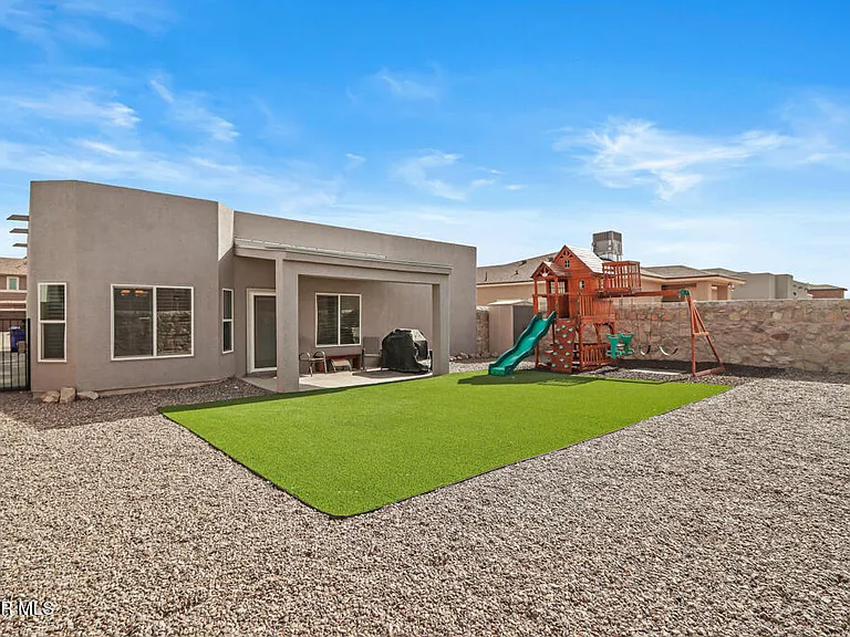 14553 Hunters Grove Ave — Photo 38