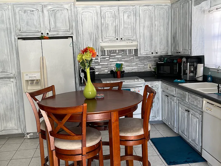 2114 Jerry Jones Dr #B — Photo 27