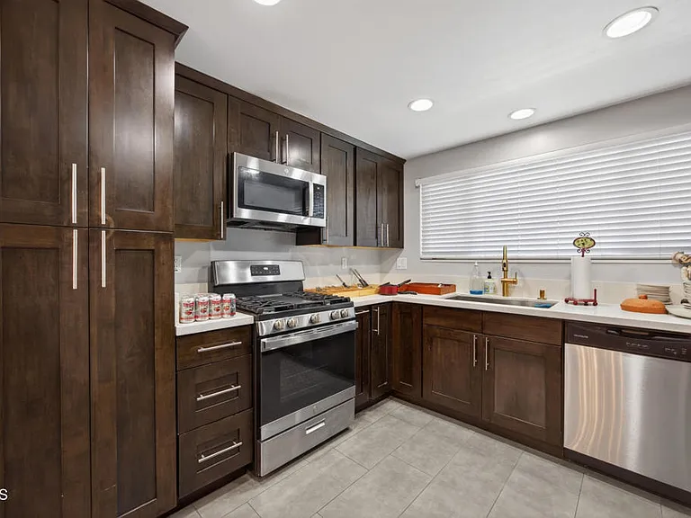 4351 Frost Dr — Photo 2