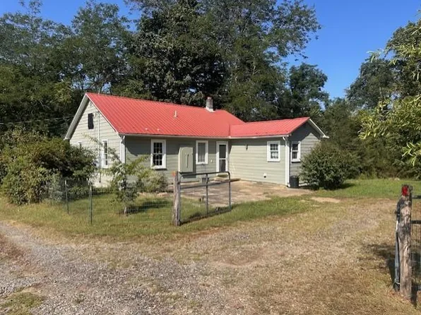 95 Lady Bug Ln, Burnsville, NC 28714