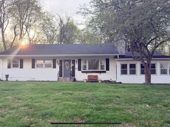 27 High Hill Avenue, Warwick, NY 10990