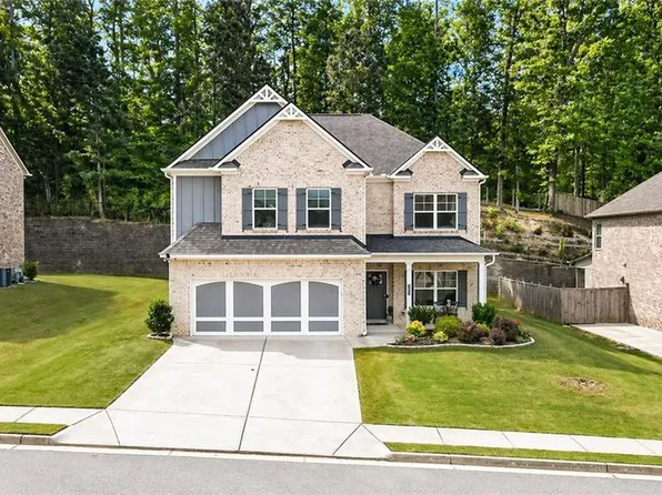 2051 Harvester Ln, Buford, GA 30518