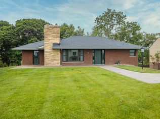 332 Fort Couch Rd, Pittsburgh, PA 15241