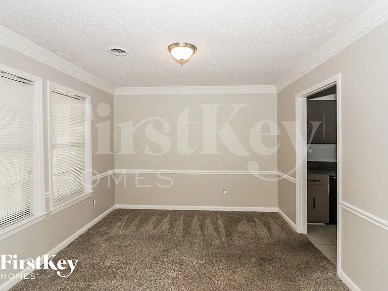 7132 Shadow Oaks Dr — Photo 11