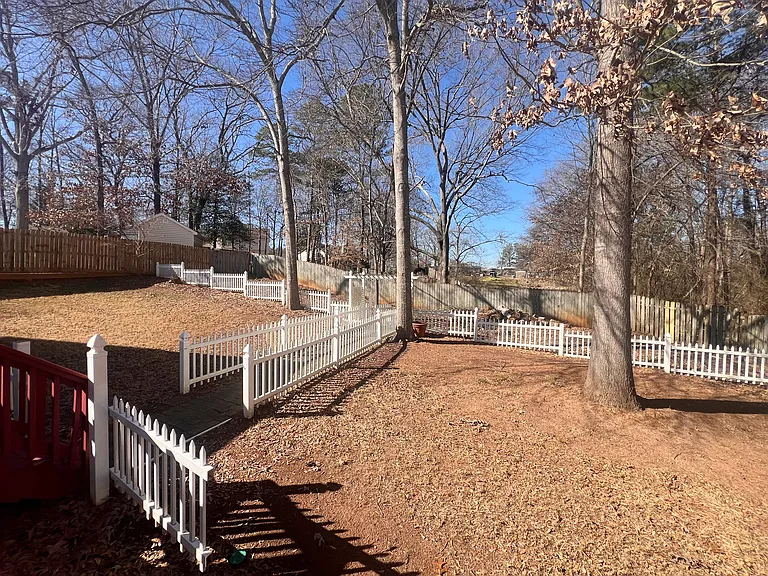 206 Hyde Park Ln — Photo 26