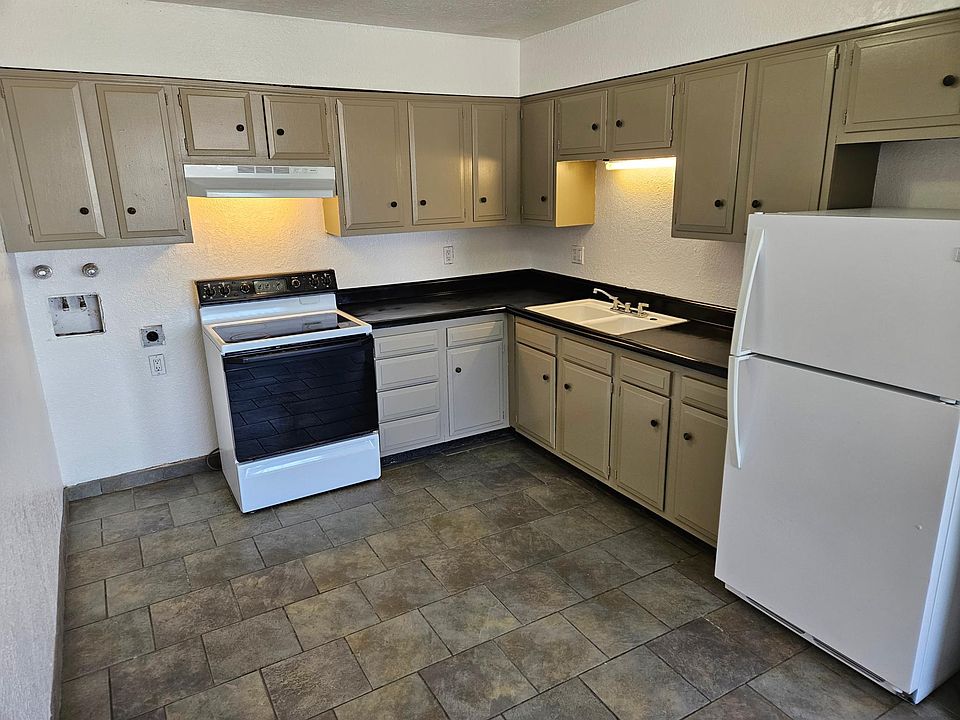 1st image of 2702 E Idaho Ave #2