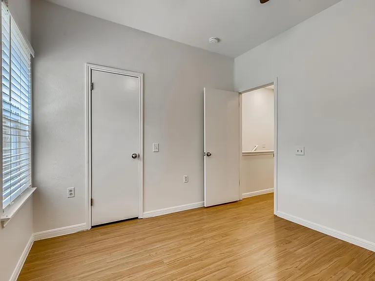 1206 Maple Ave #B — Photo 15