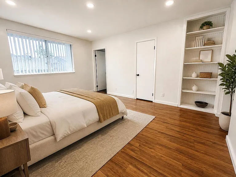 900 W Sierra Madre Ave #17 — Photo 14