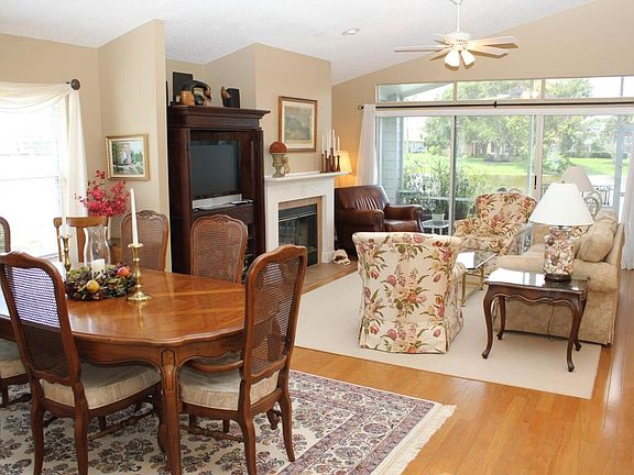 5th image of 220 Crosstern Ct