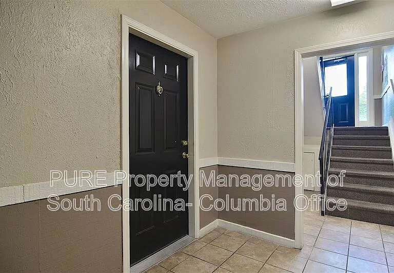 1002 Old Manor Rd — Photo 7