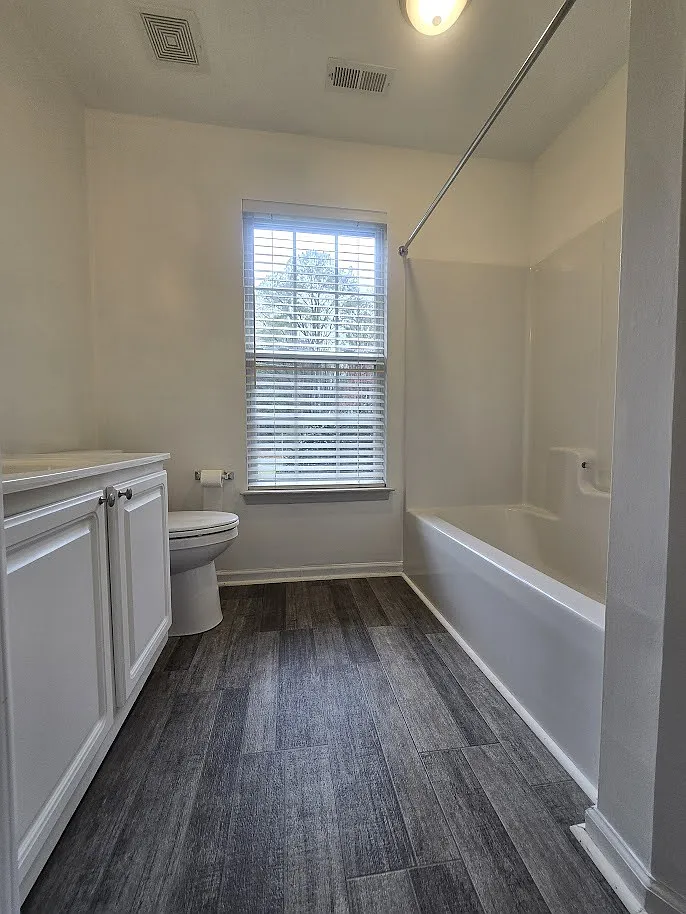 1142 Stallings Road - 1 — Photo 2