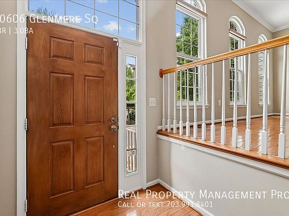 4th image of 20606 Glenmere Sq