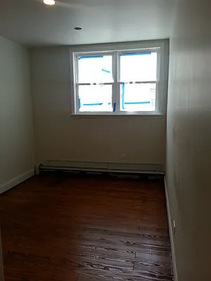 Rented by MCR Realty | media 23