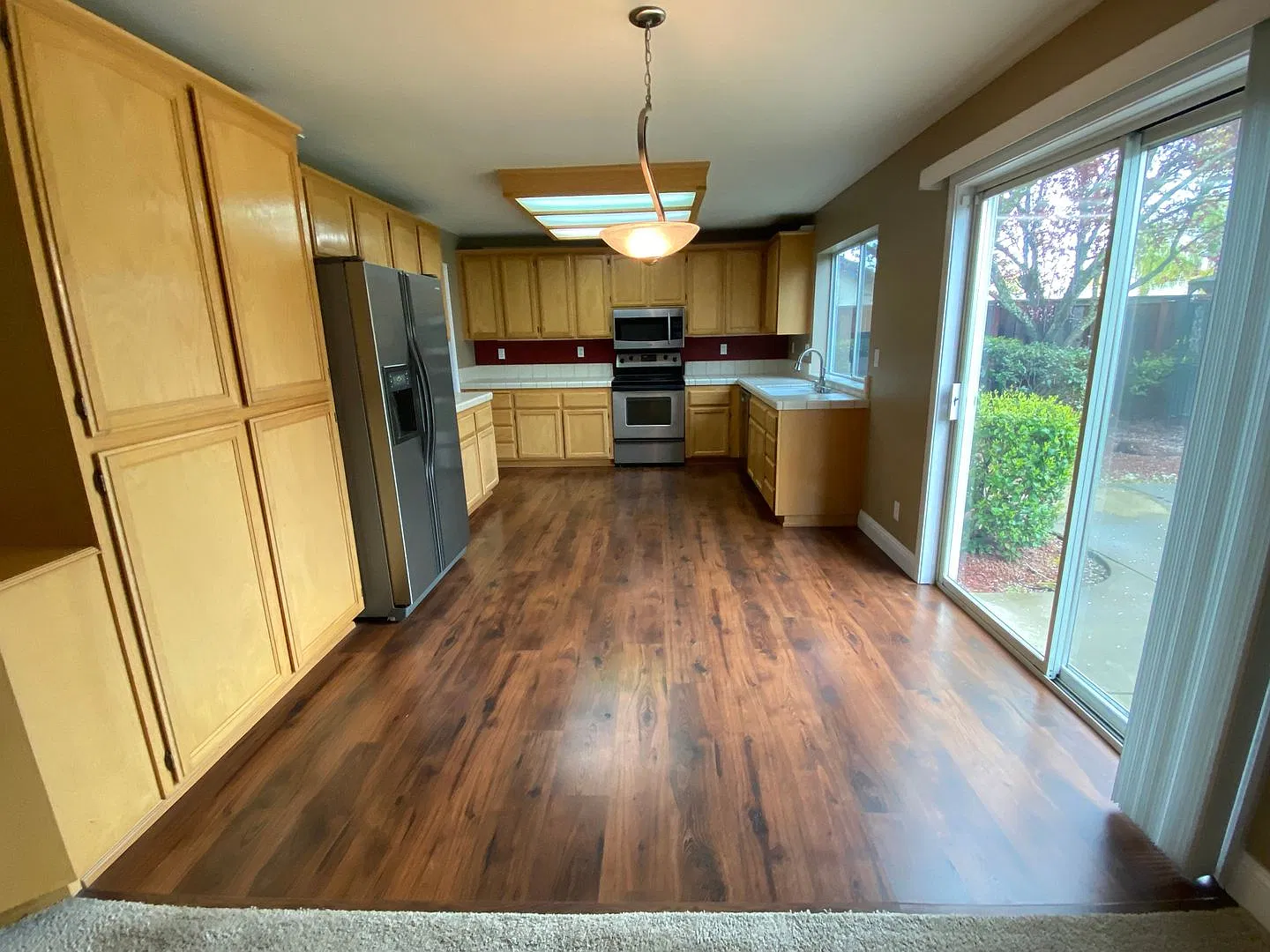 Beautiful California Hills 2 Story 3 Bedroom!! — Photo 2