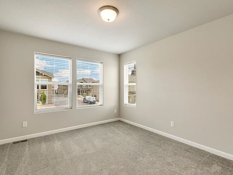 875 Petra Hts — Photo 10