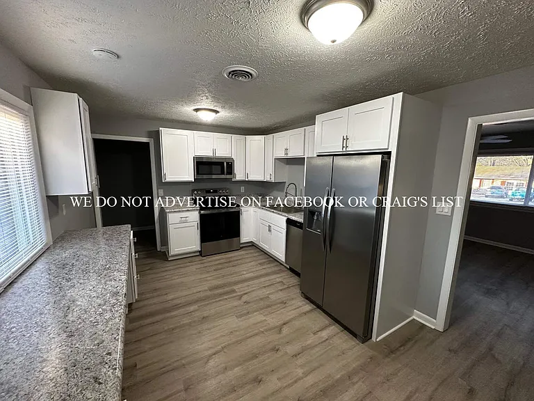 Malvern Cir — Photo 7