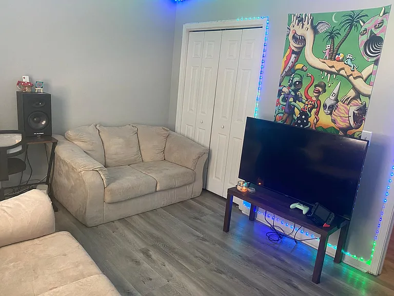 630 Courtland St #630 — Photo 8