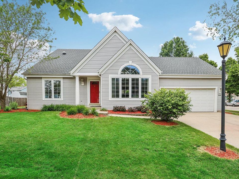 2130 Springbrook N, Waukesha, WI 53186 Zillow