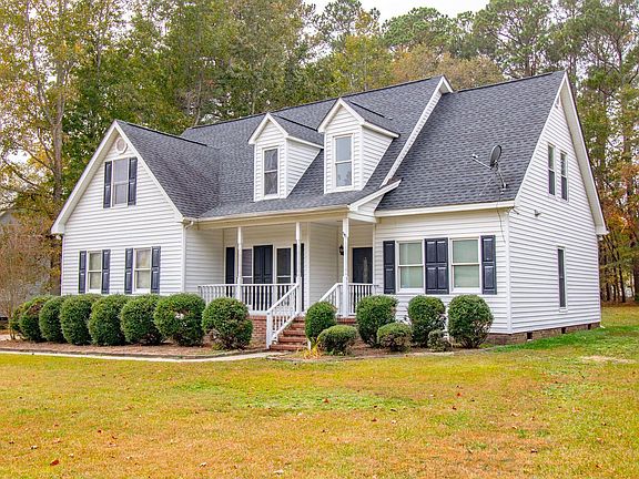 2nd image of 103 Kelly Dr