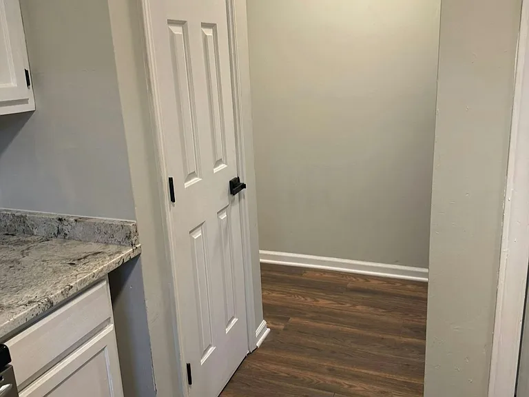 200 Aunt Mary Ave — Photo 7