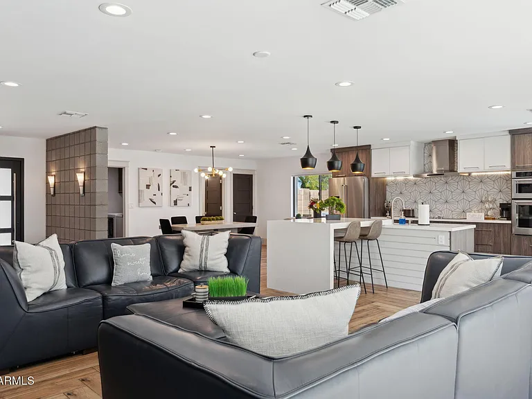 5301 E Tierra Buena Ln — Photo 10