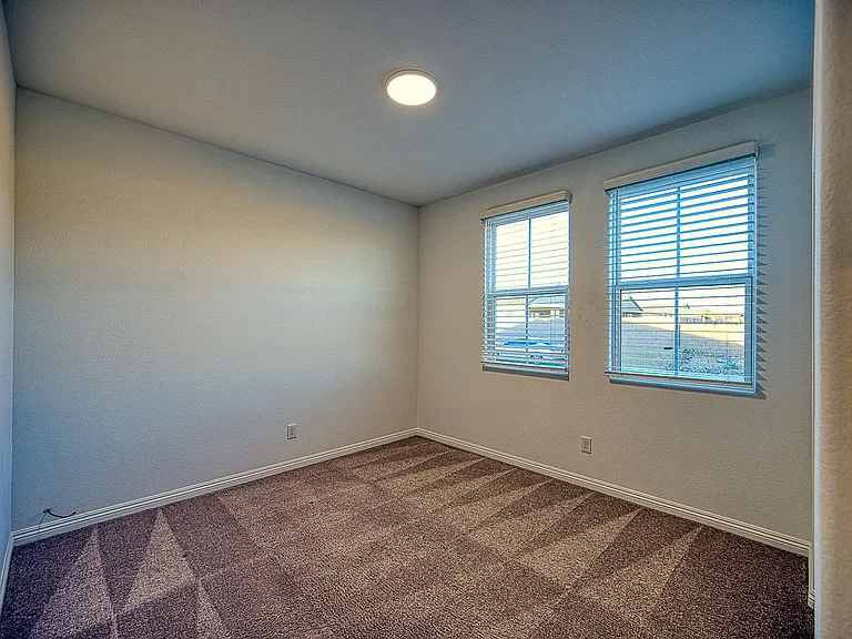 5635 S Larimer St — Photo 11