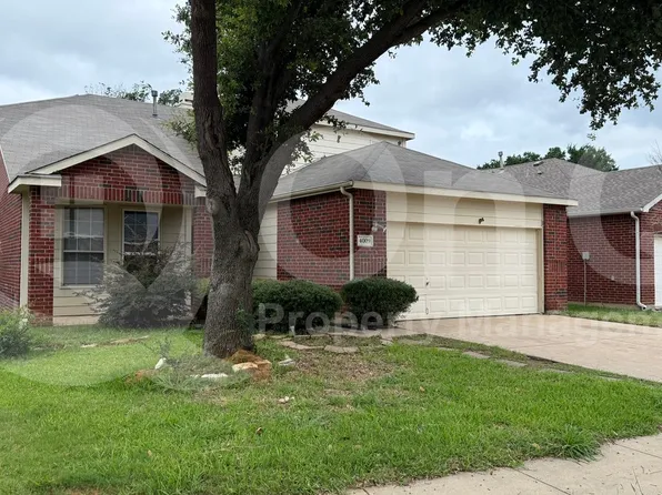 4009 Apple St, Euless, TX 76040