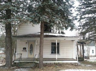 607 S State St, Hart, MI 49420