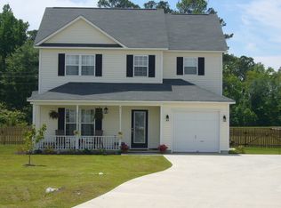 411 Mathew Andrew Ct, Swansboro, NC 28584