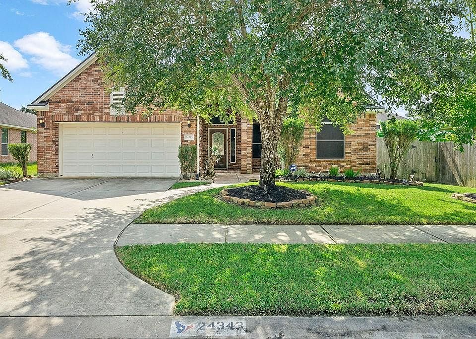1st image of 24343 Yelverton Glen Dr