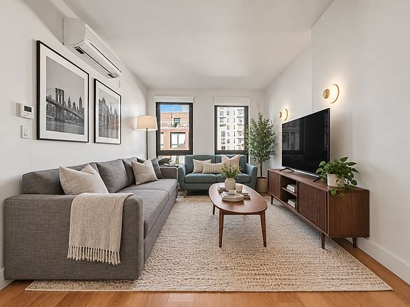 2nd image of 130 Hope St APT 612