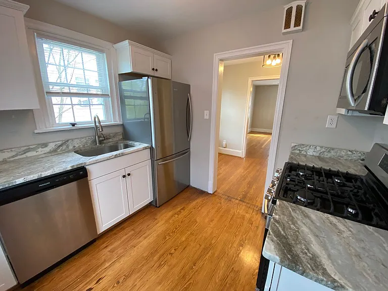 3856 Brook Rd — Photo 7
