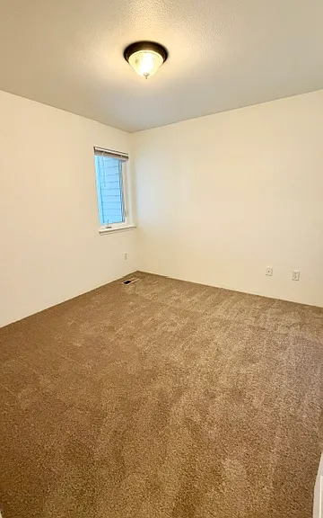 3151 Forest Hills Dr #6 — Photo 8